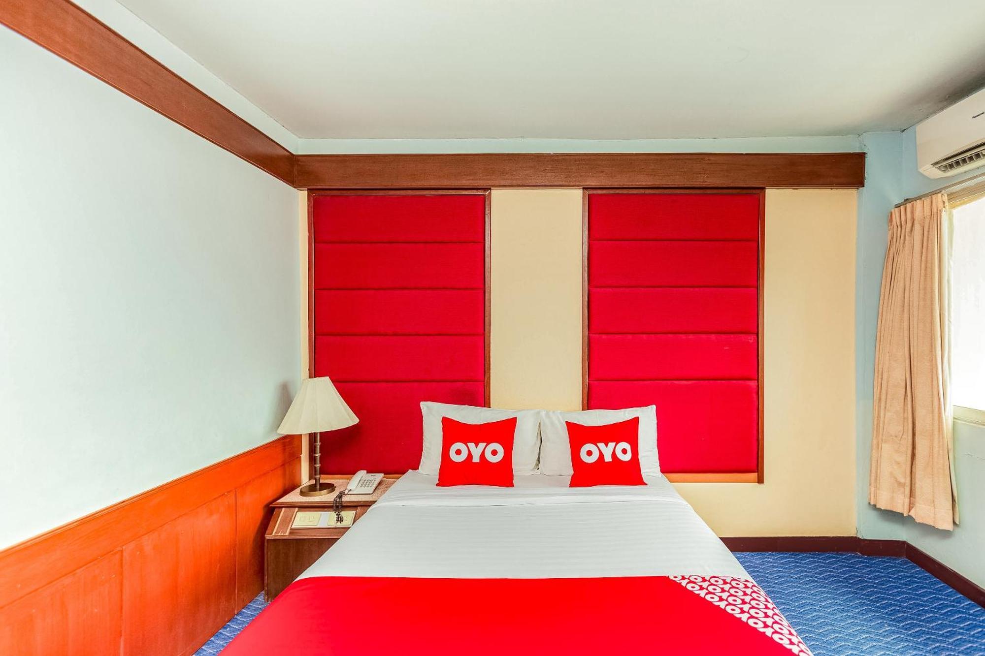 Oyo 441 Grand Thara Hotel Surat Thani Ngoại thất bức ảnh