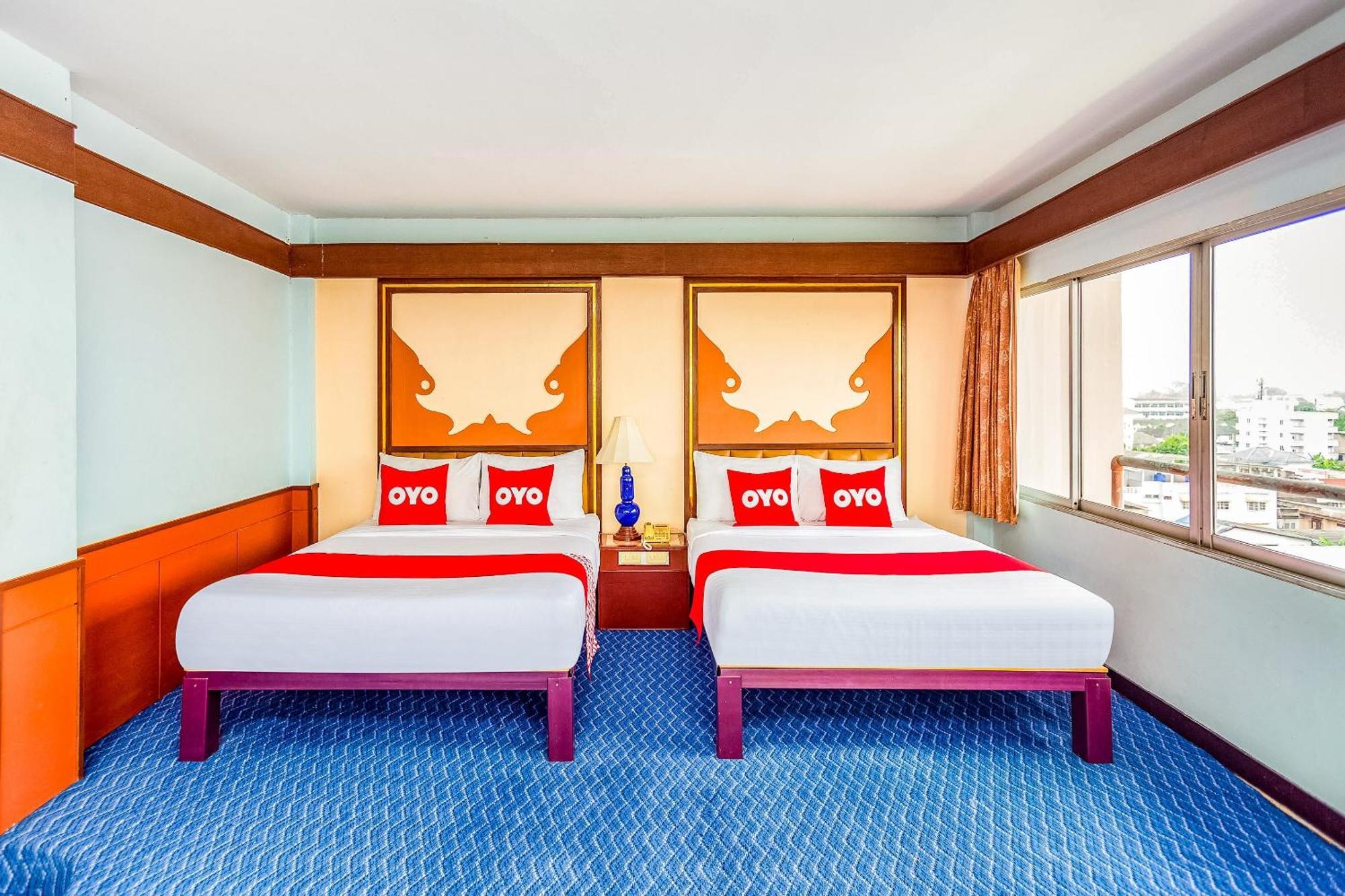 Oyo 441 Grand Thara Hotel Surat Thani Ngoại thất bức ảnh