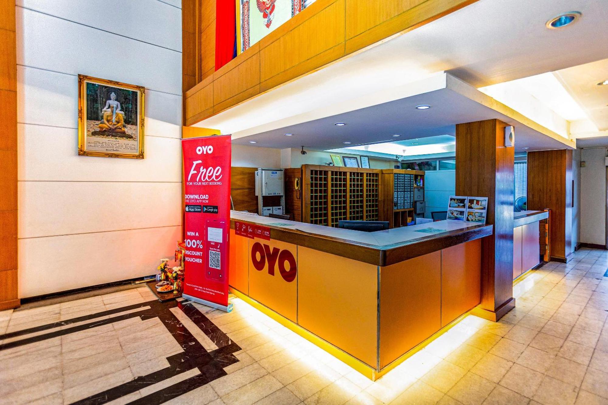 Oyo 441 Grand Thara Hotel Surat Thani Ngoại thất bức ảnh