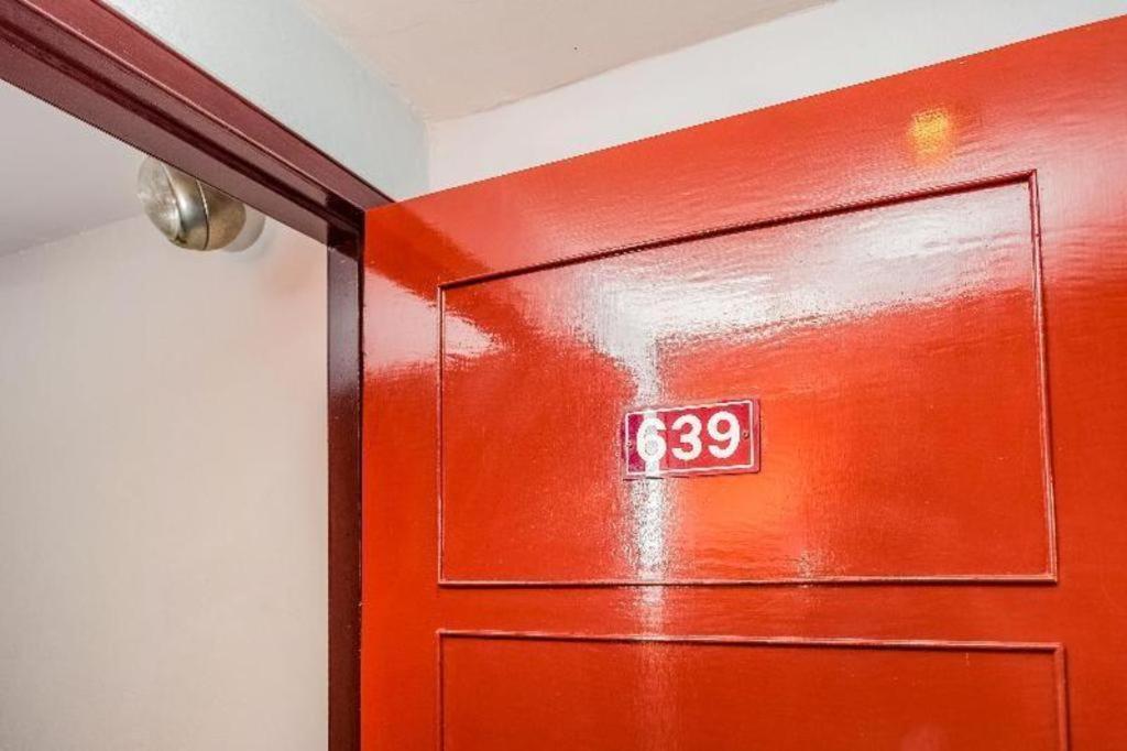Oyo 441 Grand Thara Hotel Surat Thani Ngoại thất bức ảnh